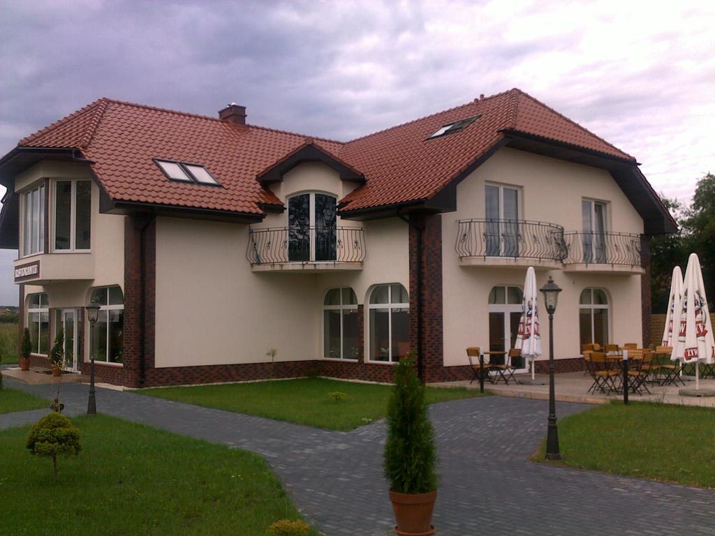 Rezydencja Lux Rewa Exterior foto